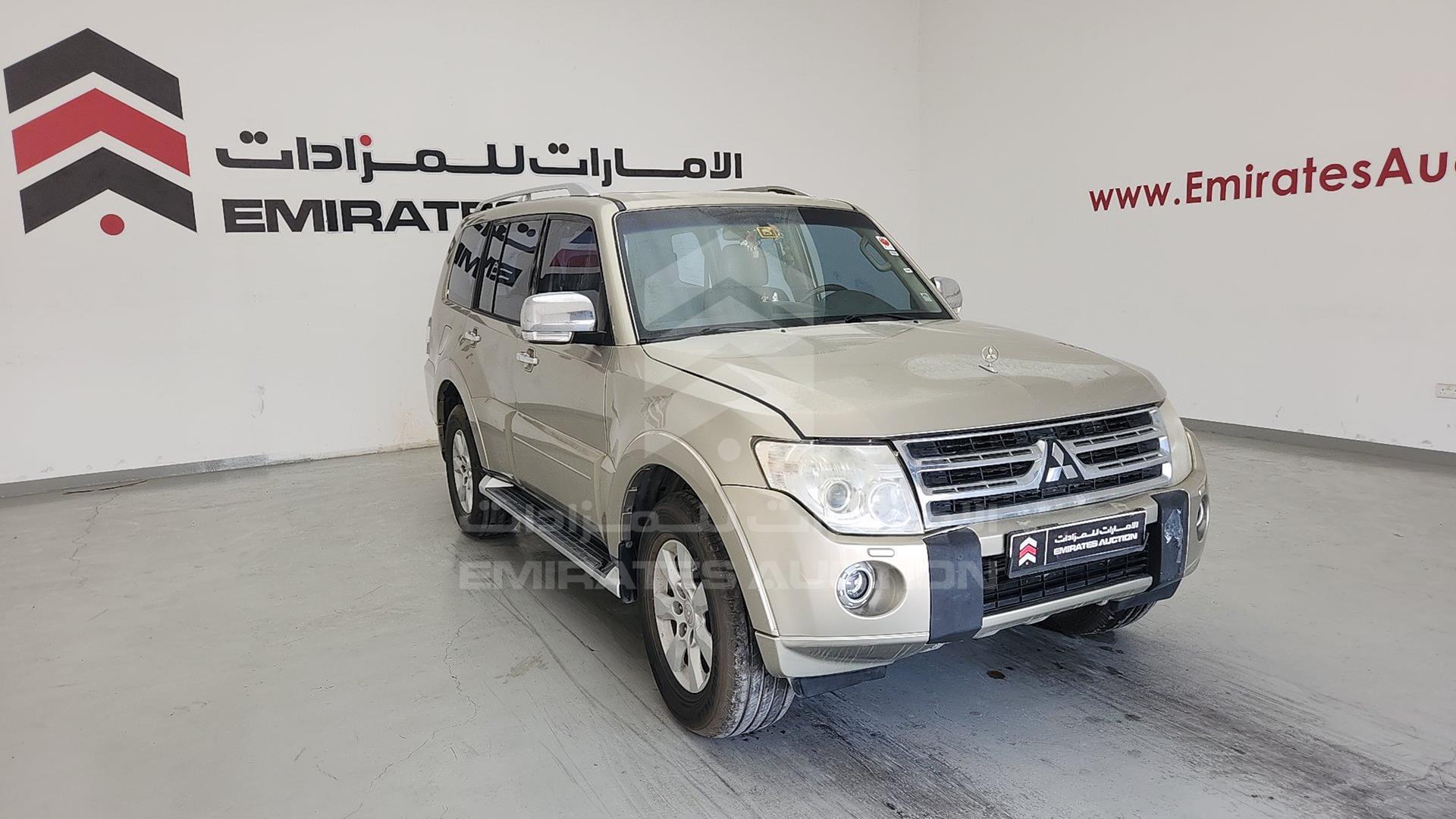 2011 MITSUBISHI PAJERO VIN: JMYLRV95WBJ706502