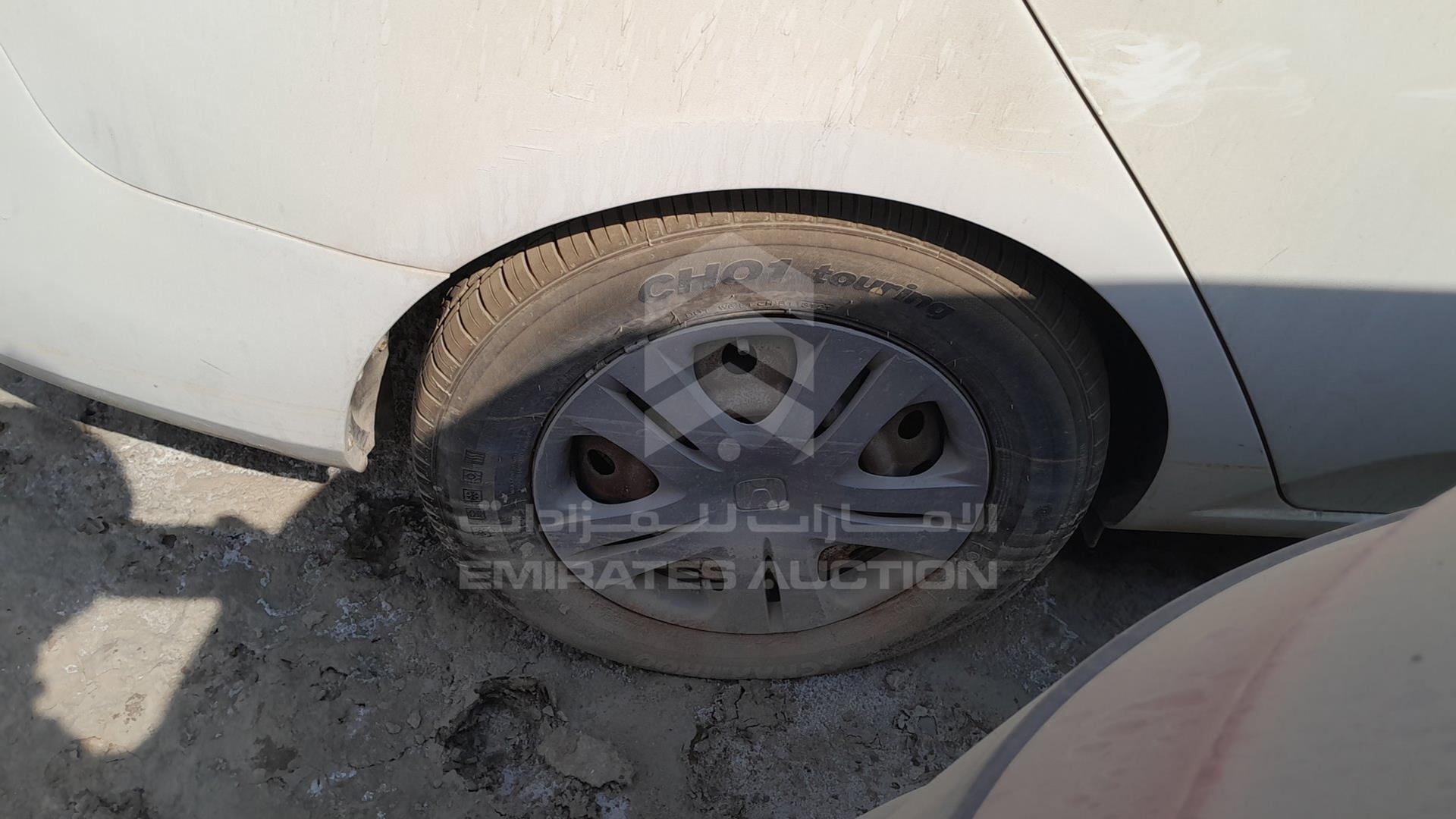 2011 KIA CERATO VIN: KNAFT411XB5352022