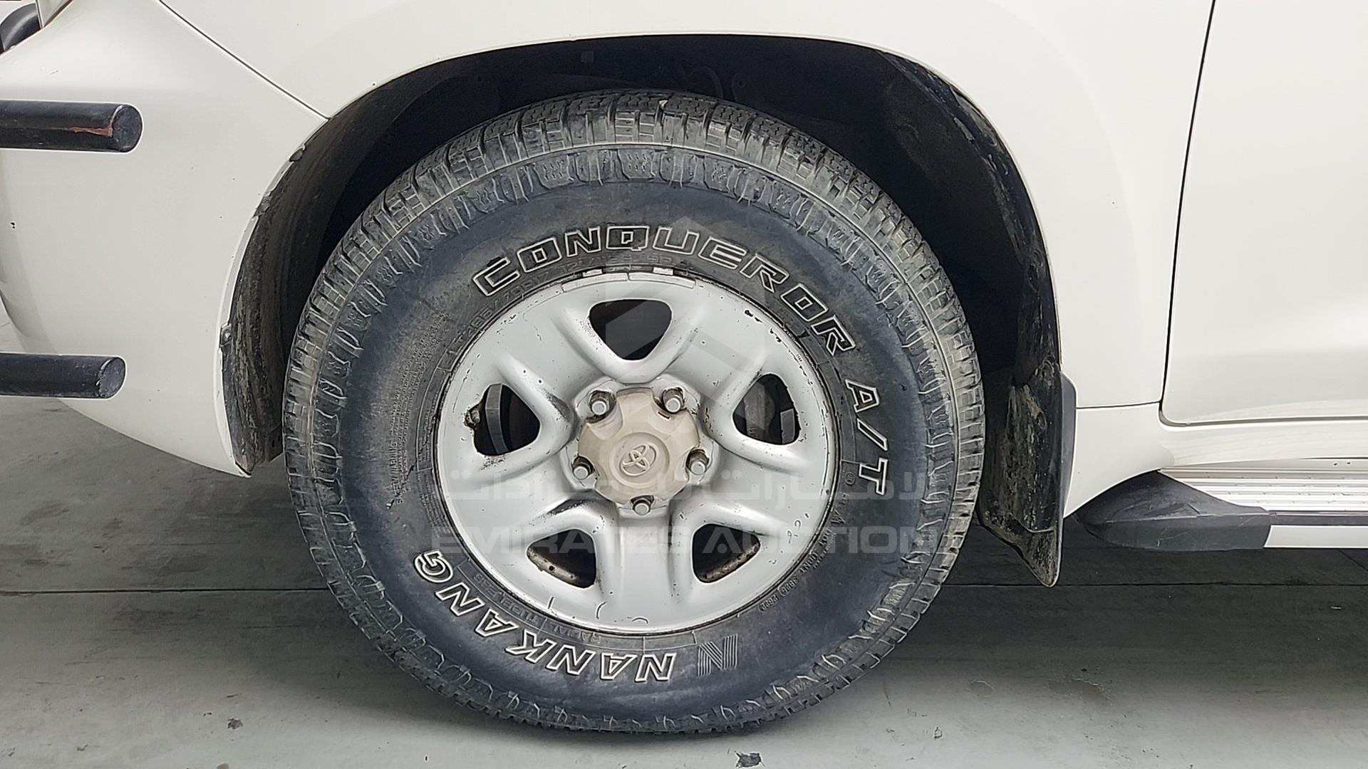 2014 TOYOTA LC 200 VIN: JTMHV09J404134874