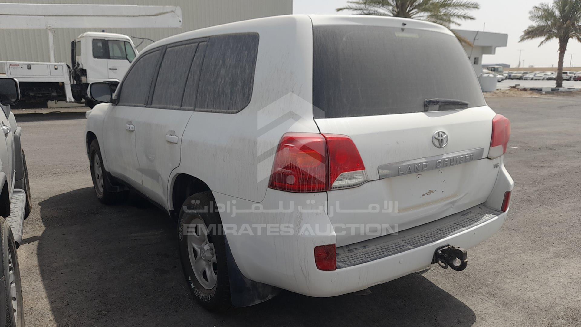 2013 TOYOTA LAND CRUISER VIN: JTMDU09J9D5074334