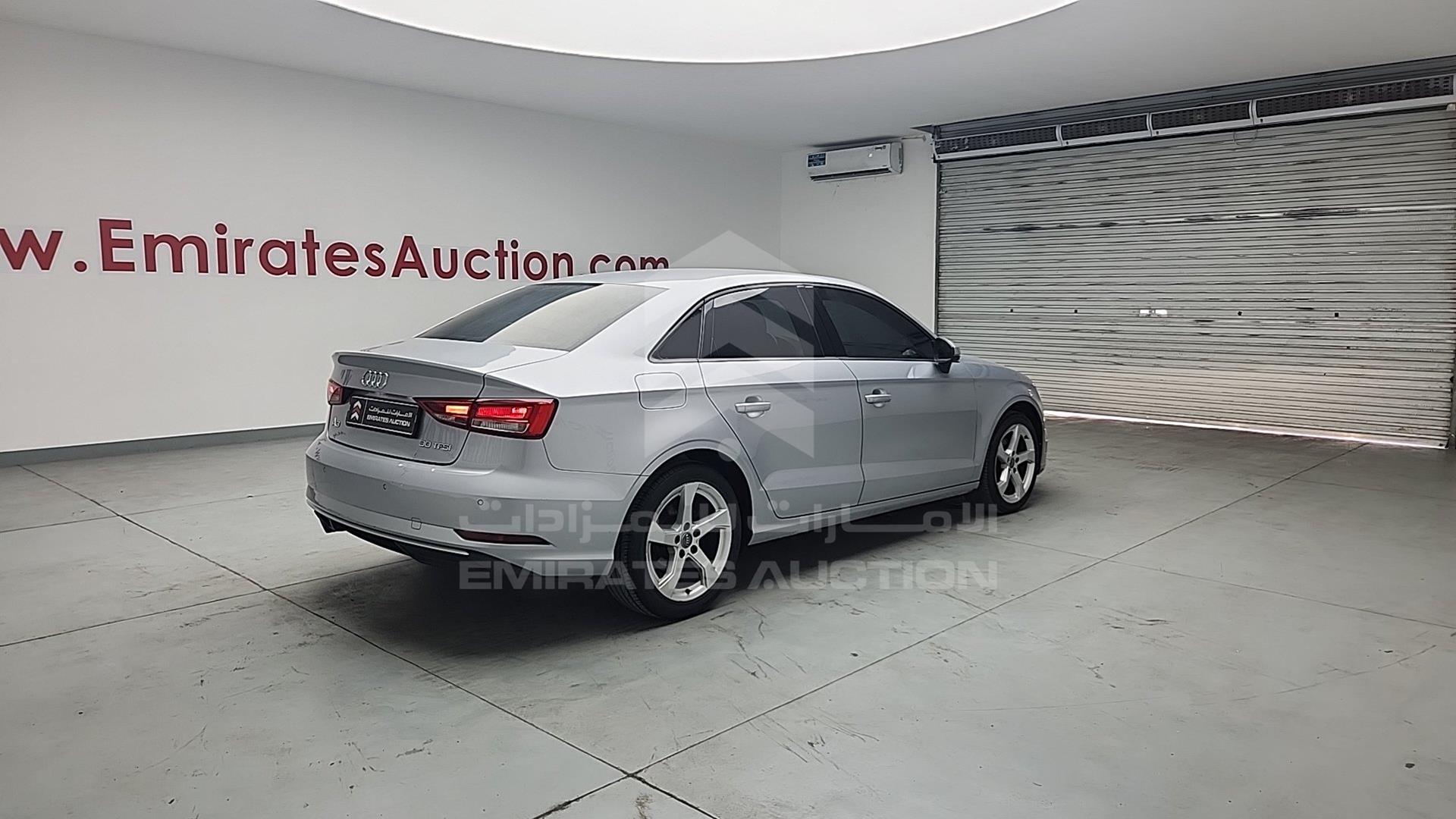 2019 AUDI A3 VIN: WAUZZZFF7K1007082