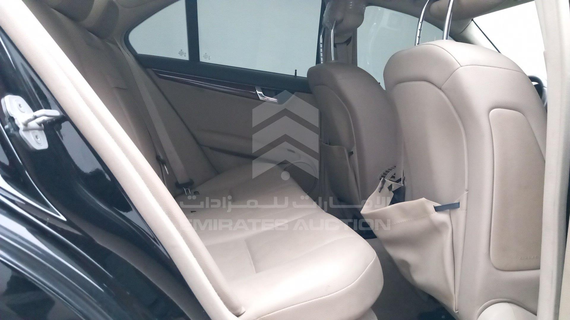 2010 MERCEDES C 300 VIN: WDDGF8BB8AF450400