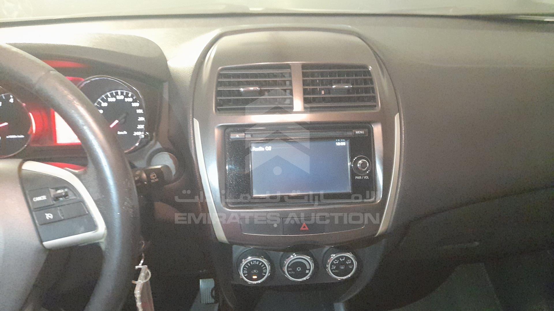 2014 MITSUBISHI ASX VIN: 4P3XTGA2WEE800046