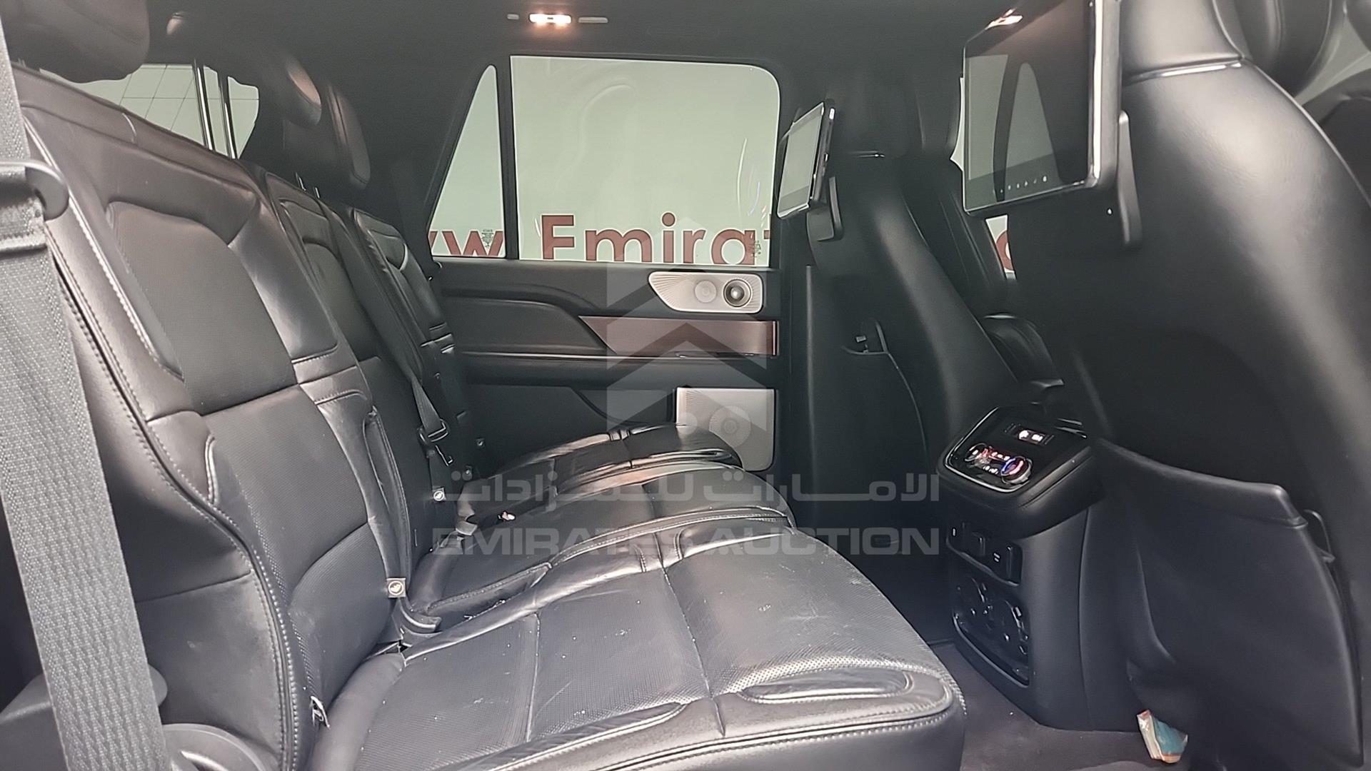 2018 LINCOLN NAVIGATOR VIN: 5LMJJ2LT4JEL16887