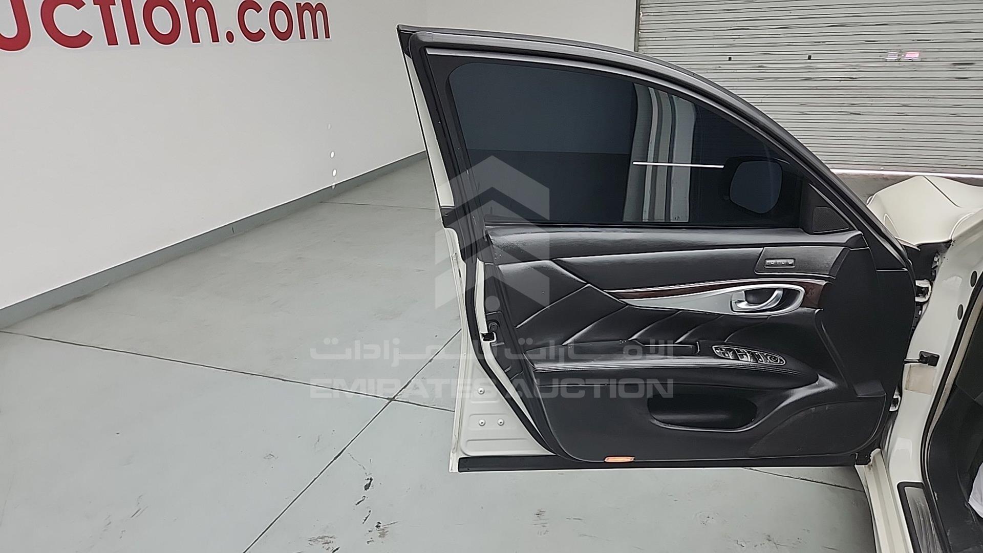 2017 INFINITI Q70 VIN: JNKBY1AP9HM340009