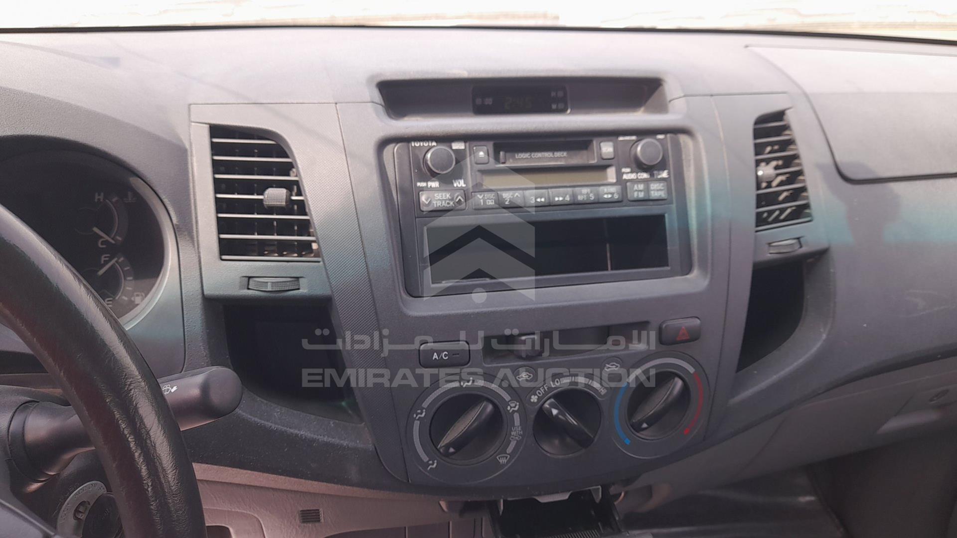 2009 TOYOTA HILUX VIN: MR0FX22G491317638