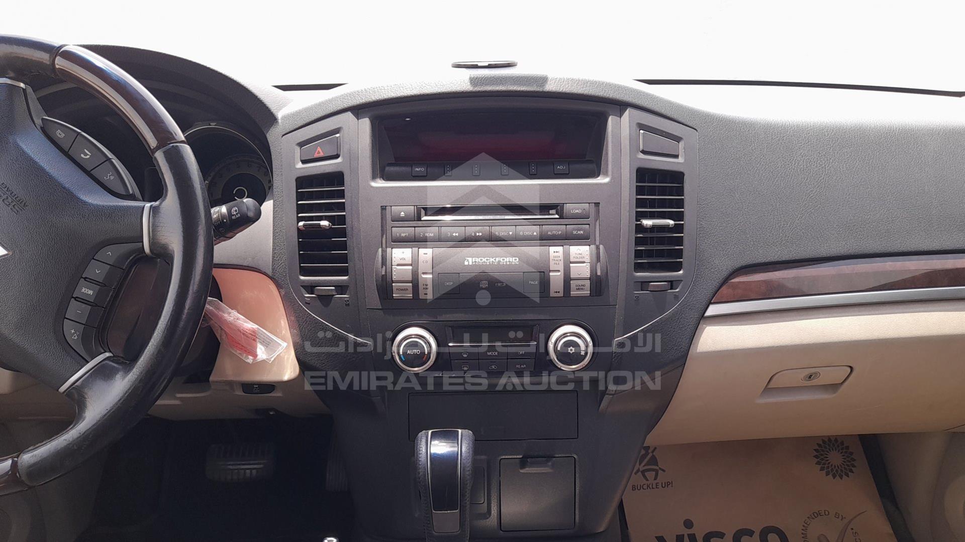 2013 MITSUBISHI PAJERO VIN: JMYLYV97WDJ704803