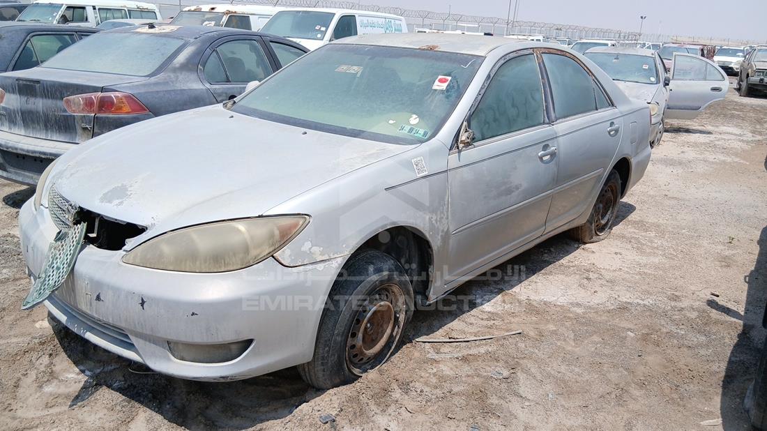 2006 Toyota Camry — Front Left Angle — Photo 4