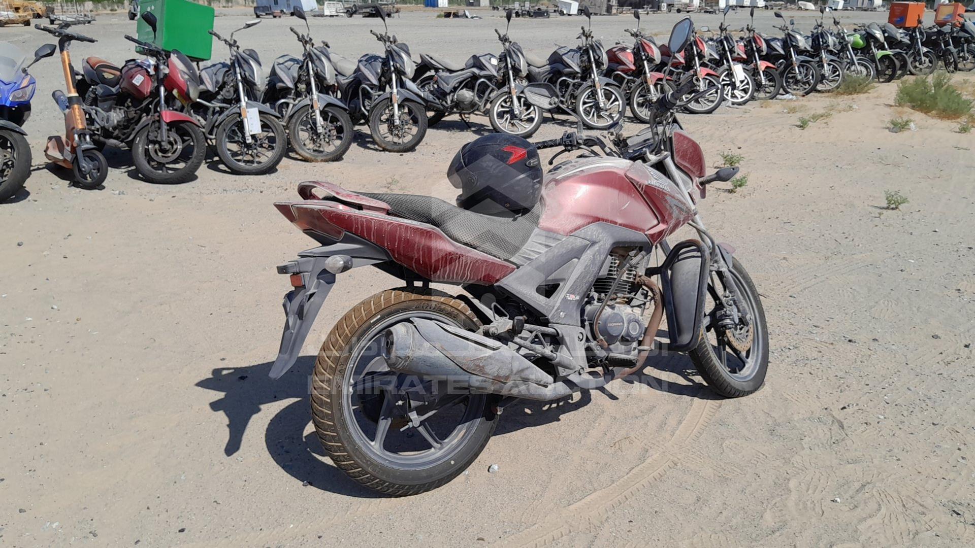 2018 HONDA UNICORN VIN: ME4KC209CJ8030645