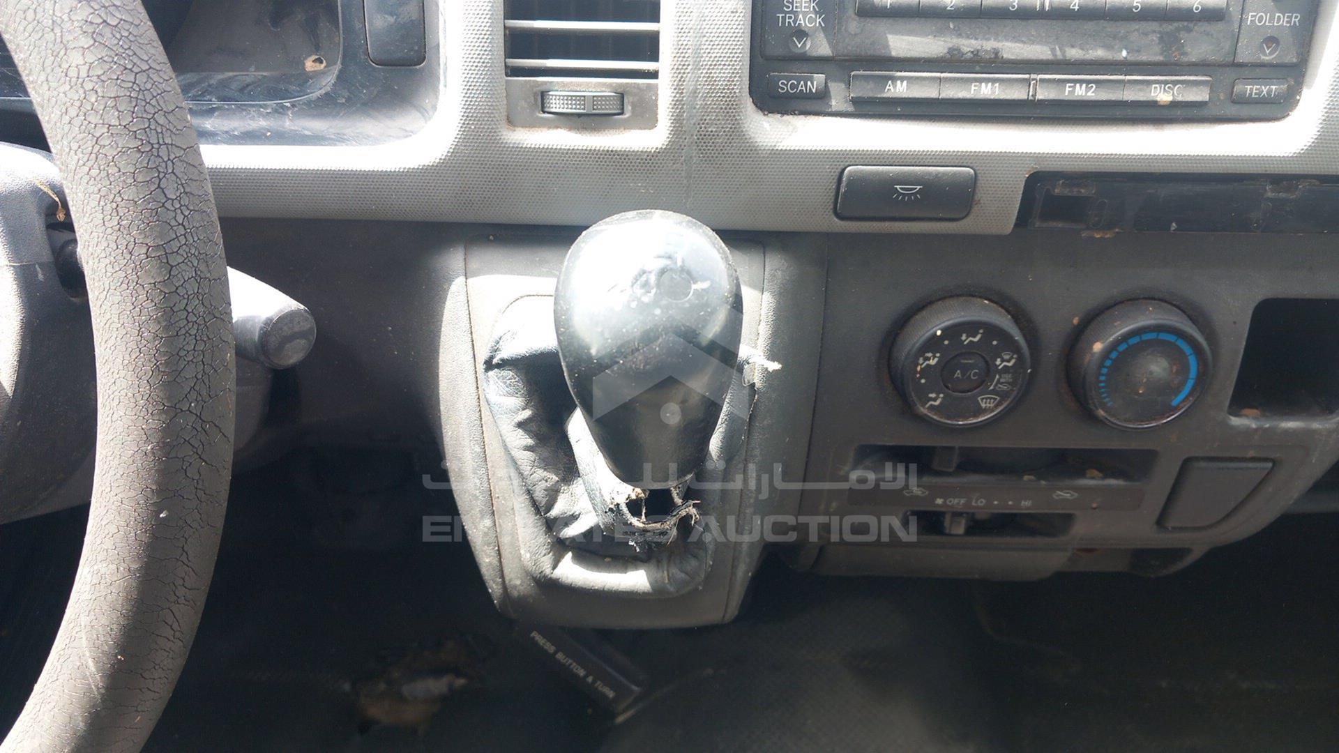 2013 TOYOTA HIACE VIN: JTGJX02P6D0049366