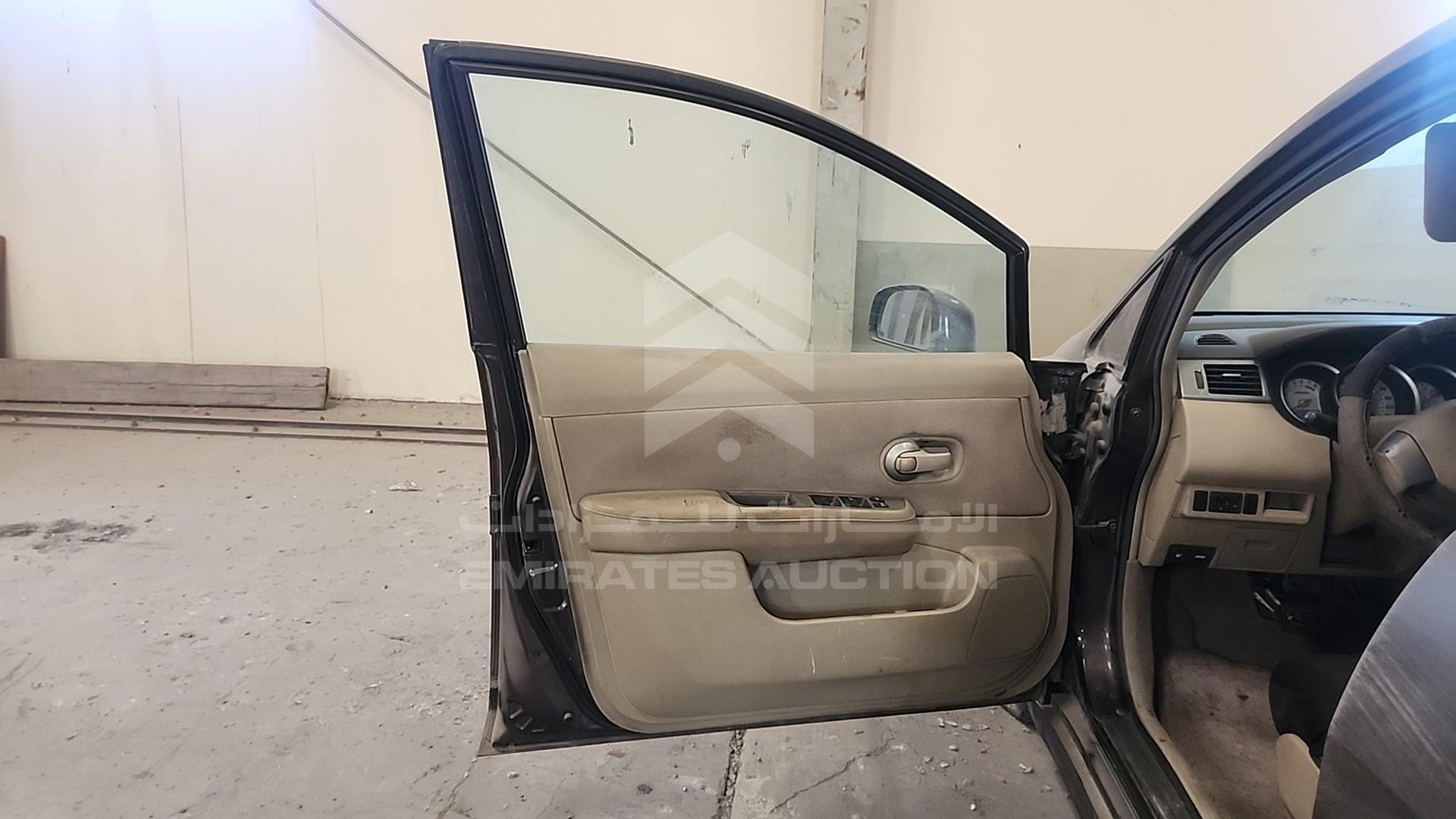 2009 NISSAN TIIDA VIN: JN1CC11C99T037212