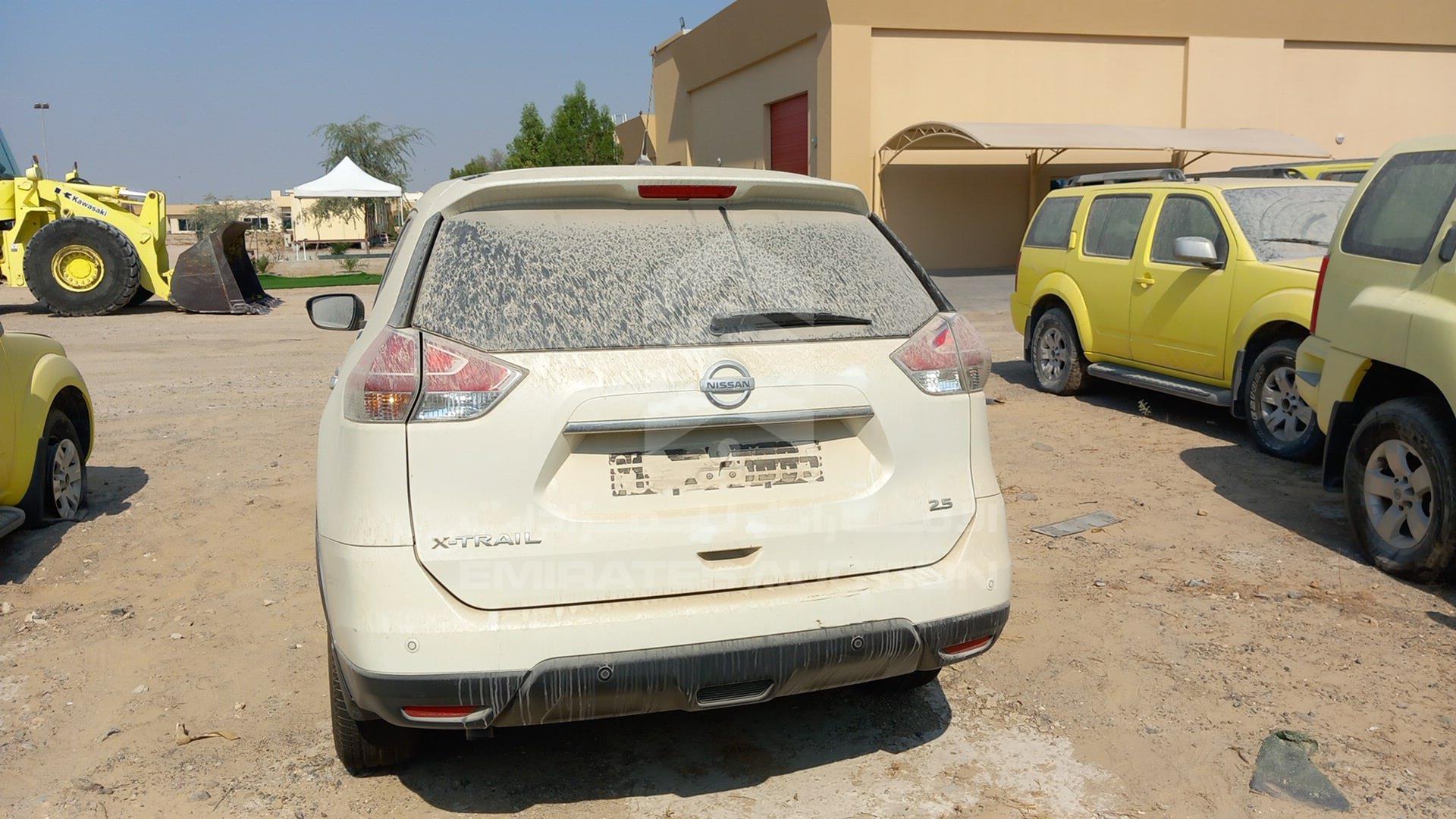2015 NISSAN X-TRAIL VIN: JN1BT2MW9FW002705