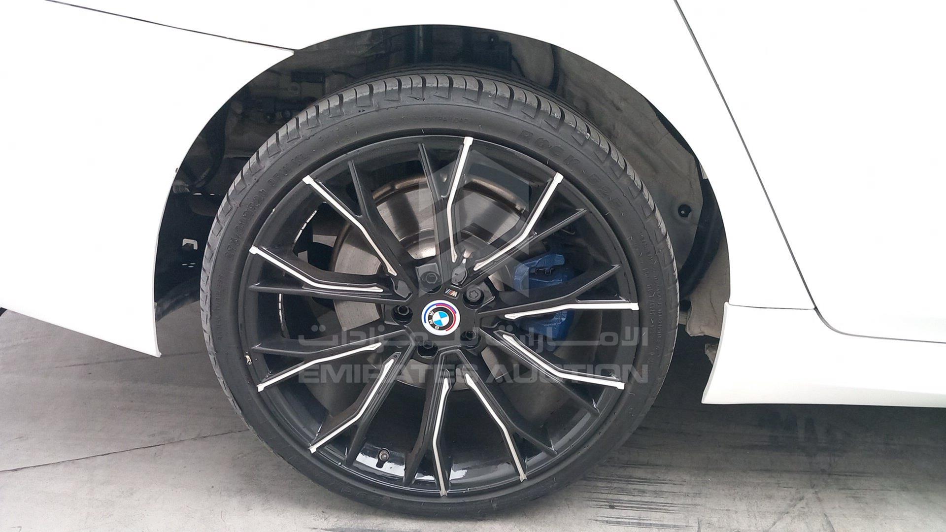 2018 BMW 530 VIN: WBAJA5105JG876579