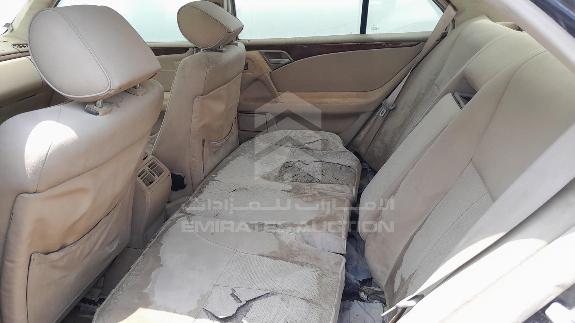 0 MERCEDES --- VIN: WDB2100611A788742