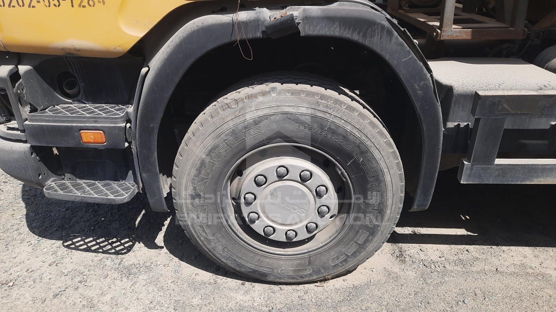 1999 SCANIA 124C VIN: YS2P6X40001248003