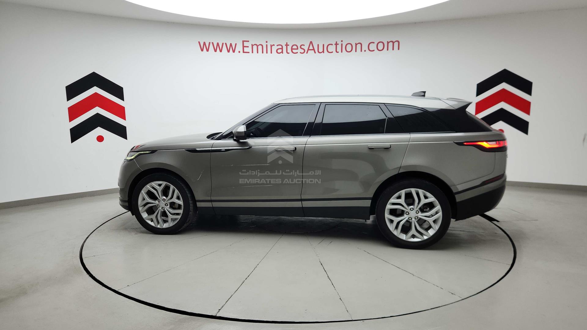 2018 RANGE ROVER VELAR VIN: 3ALYA2BV5JA727384