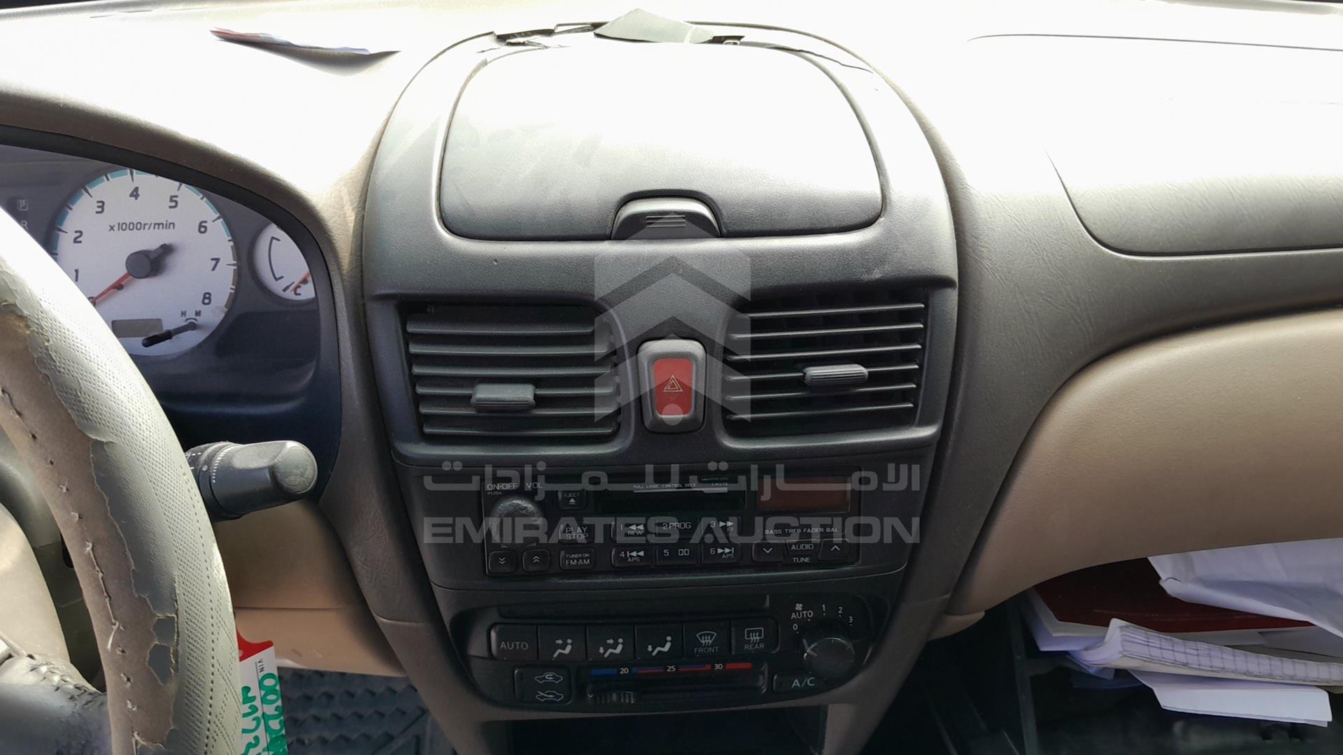 2003 NISSAN SUNNY VIN: JN1BN61D43W002207