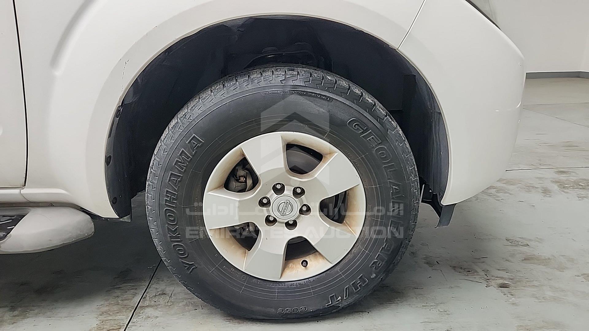 2015 NISSAN PATHFINDER VIN: VSKLR11A1FA579582