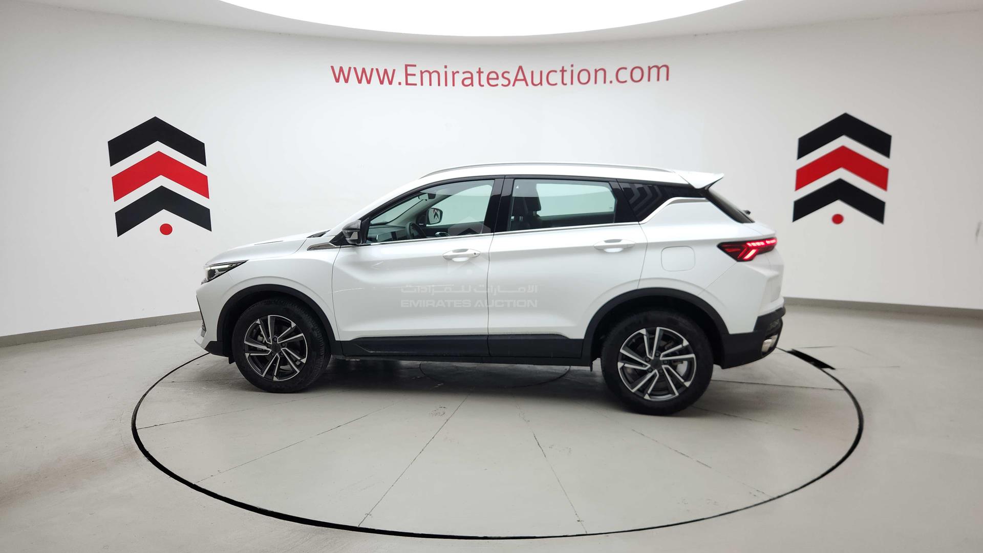 2024 GEELY COOLRAY VIN: LB3762KZ3RX503455