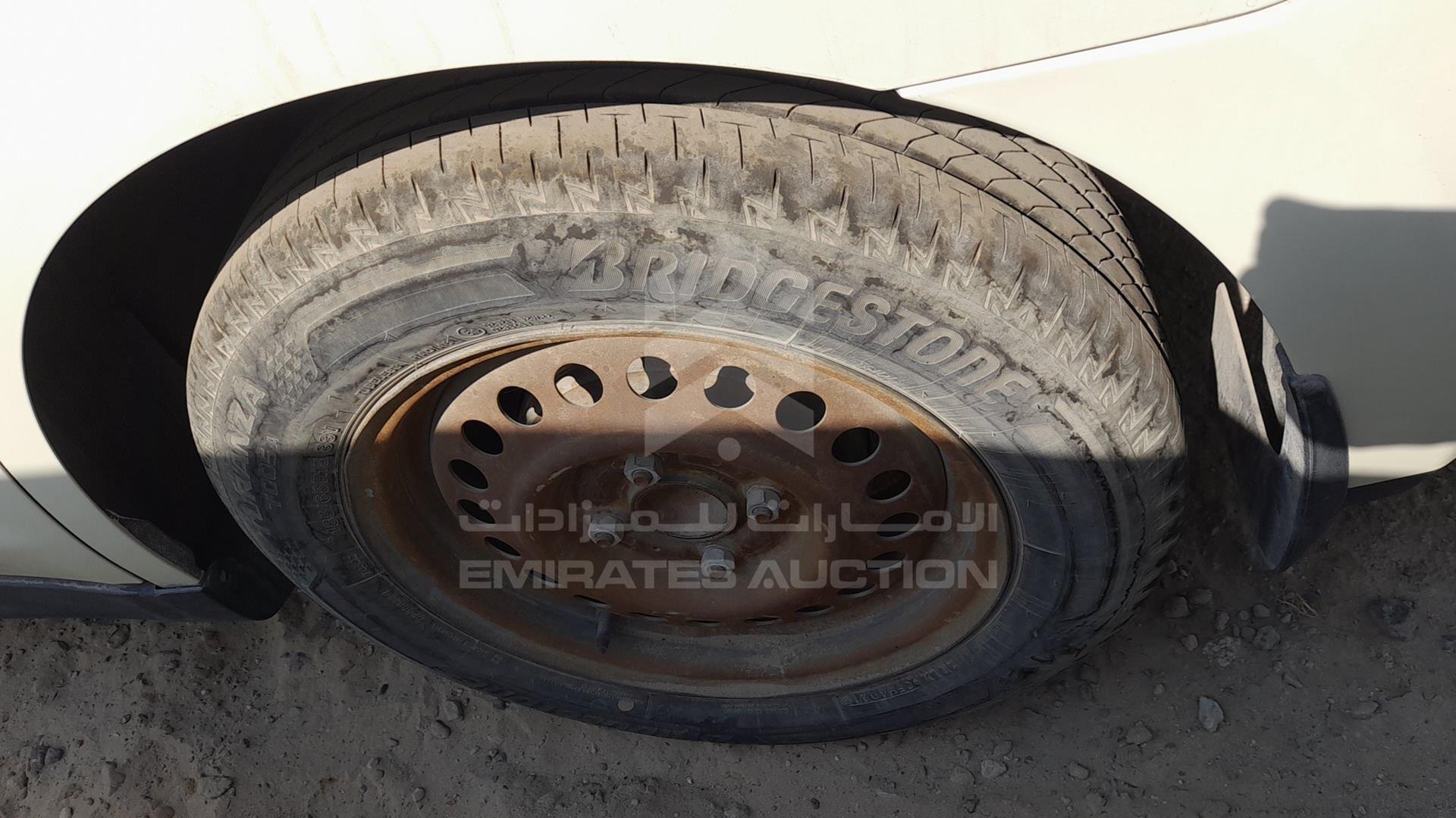 2007 NISSAN TIIDA VIN: JN1CC11C17T003620