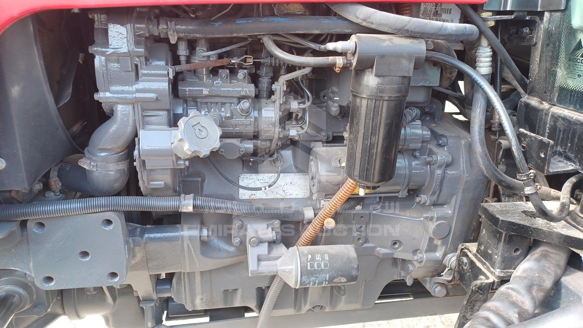 2018 MASSEY FERGUSON --- VIN: AGCM1204TC5052006