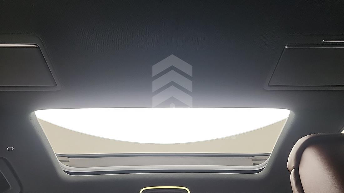 2015 Audi A8 — Sun Roof View — Photo 22