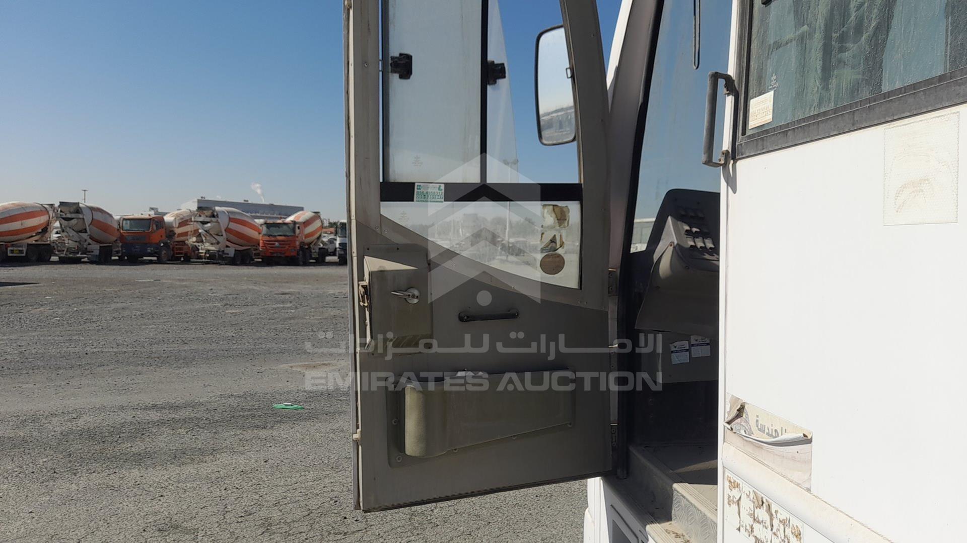 2015 ASHOK LEYLAND FALCON VIN: MB1PBEFA7FE1N9687