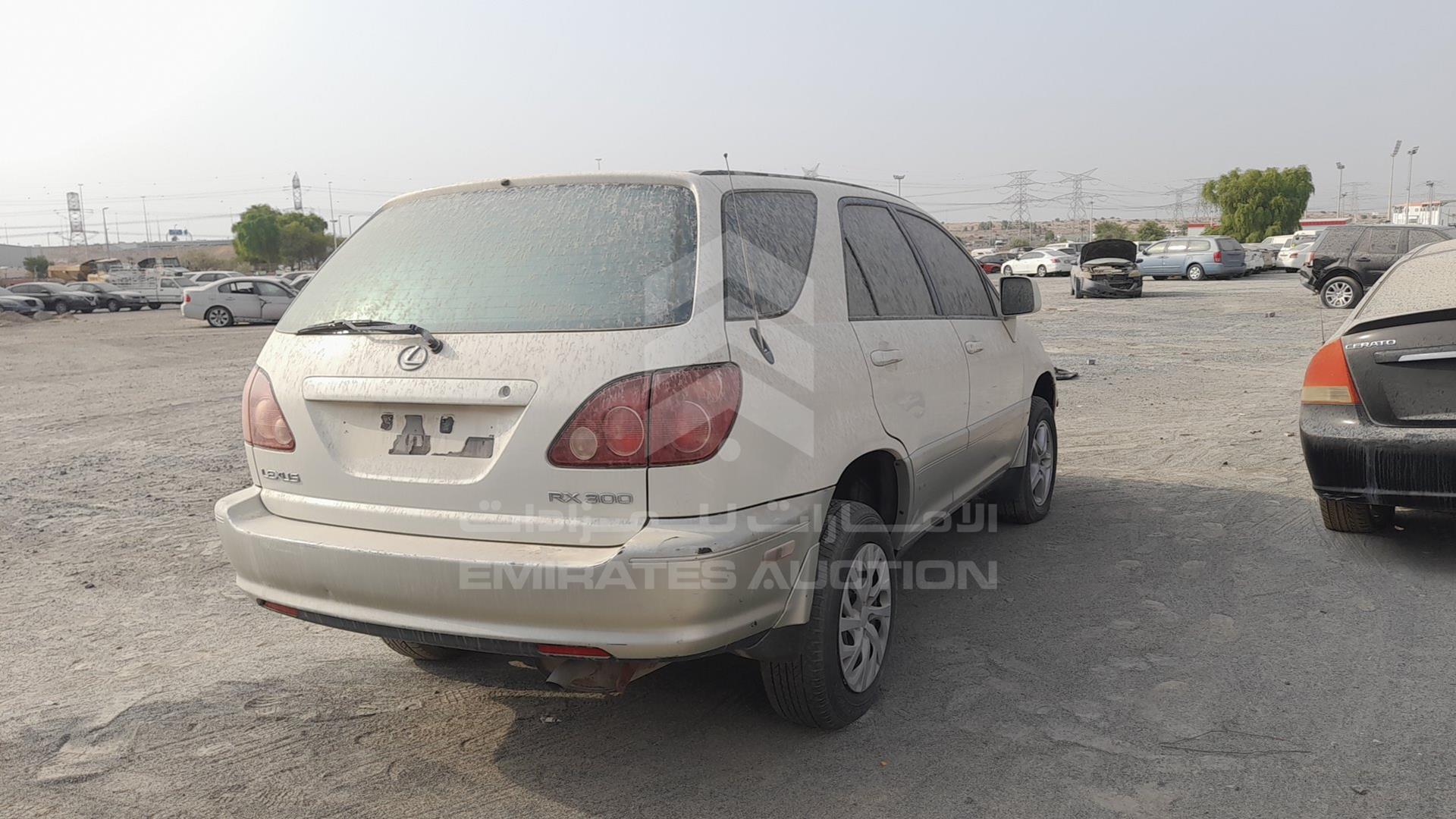 1999 LEXUS RX 300 VIN: JT6GF10U8X0037692
