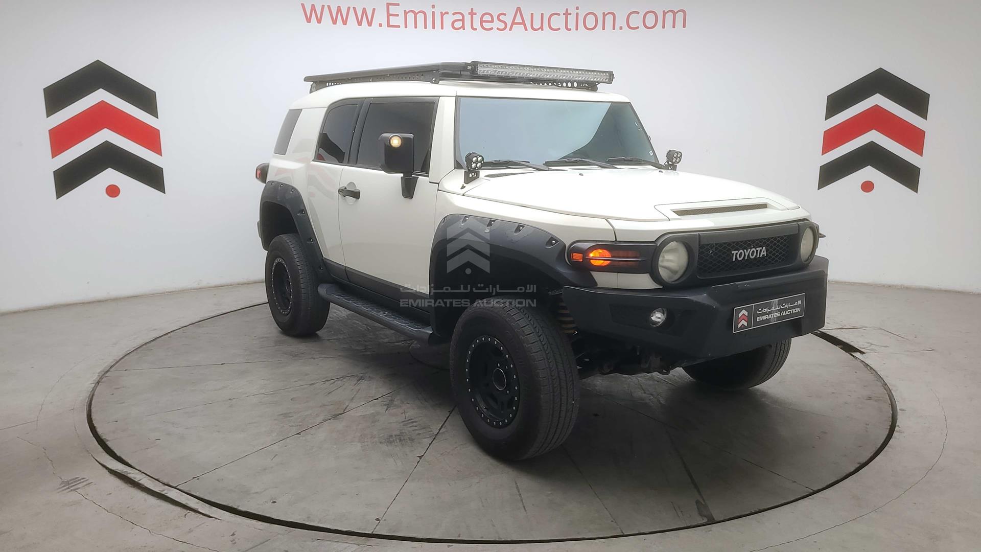 2009 TOYOTA FJ CRUISER VIN: JTEBU11F29K059425