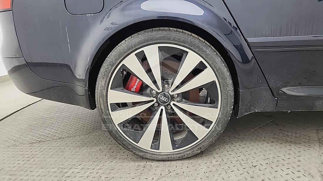 2004 Audi S6 — Rear Right Tyre — Photo 32