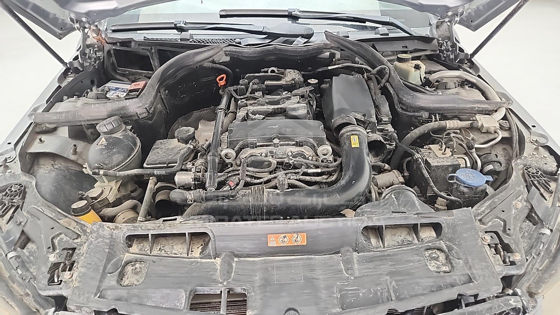 2013 MERCEDES C 250 VIN: WDDGJ4HB9DG054358