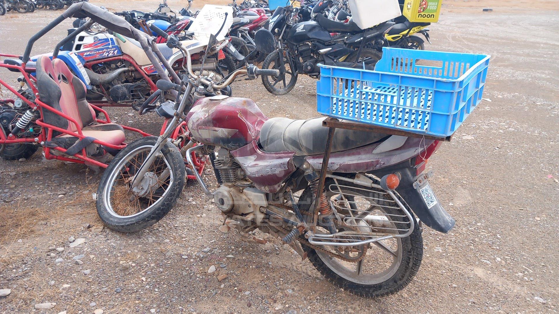 0 BAJAJ 100CT VIN: MD2DDDUZZRWE07236