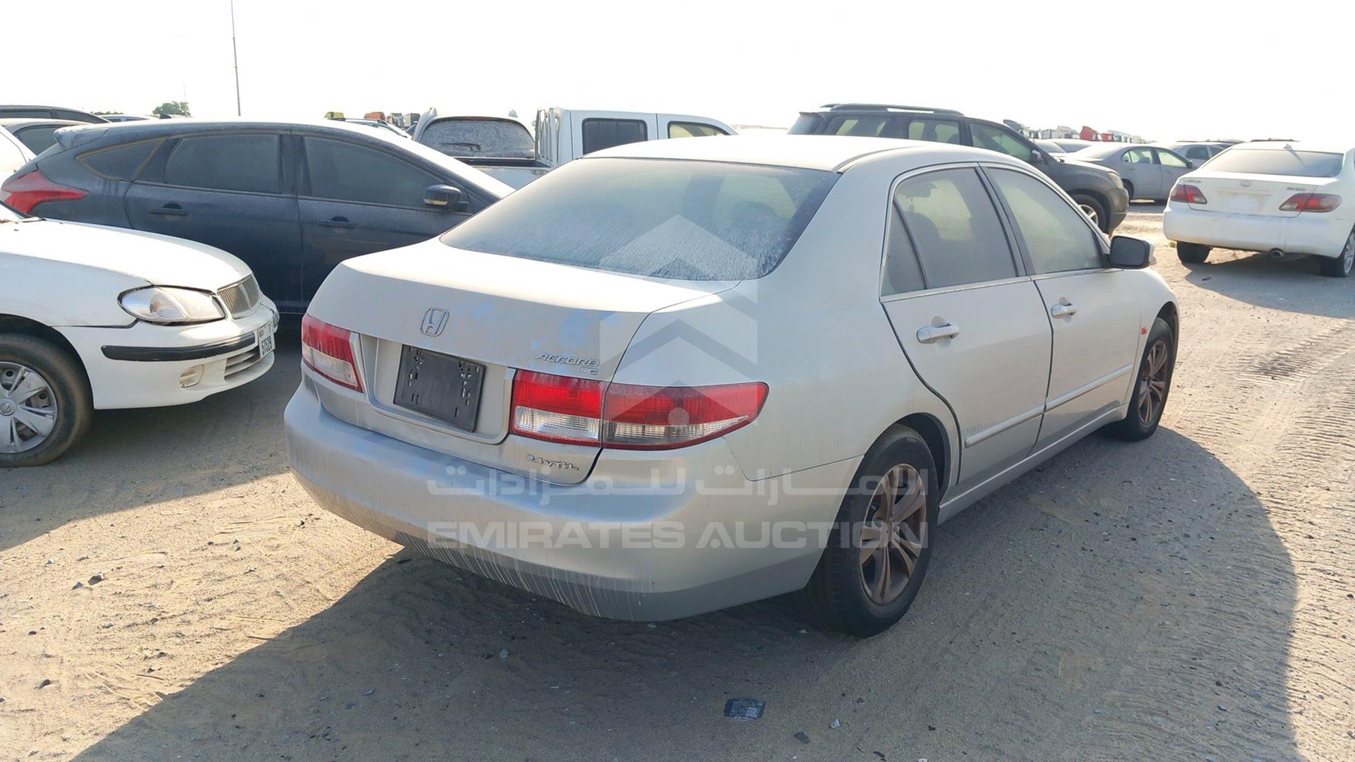 2004 HONDA ACCORD VIN: JHMCM56554C413780