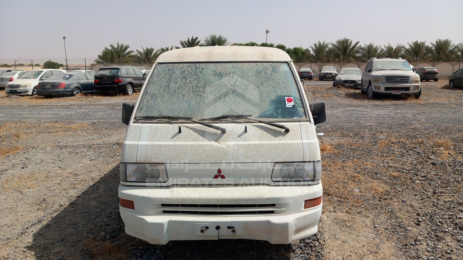 2013 MITSUBISHI L 300 VIN: JMYHNP13WDA701238