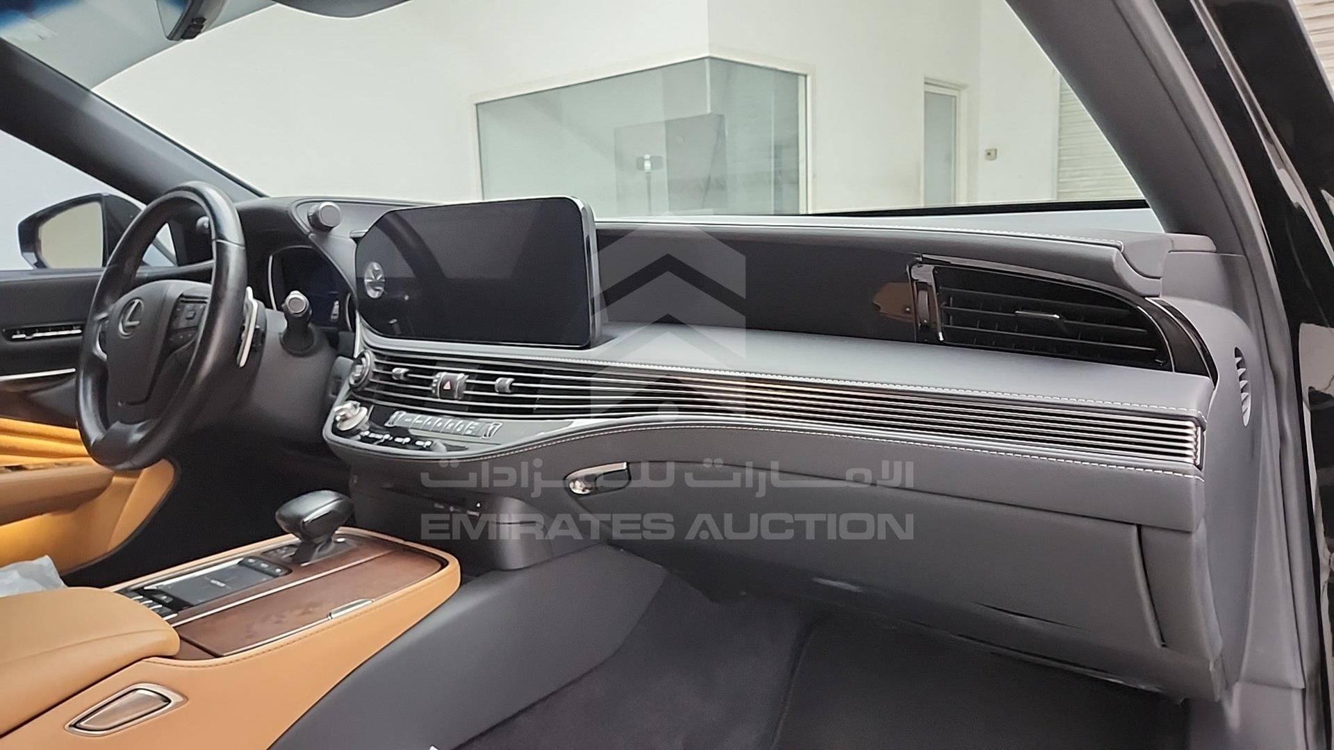 2021 LEXUS LS 500 VIN: JTHD51FF0M5015139
