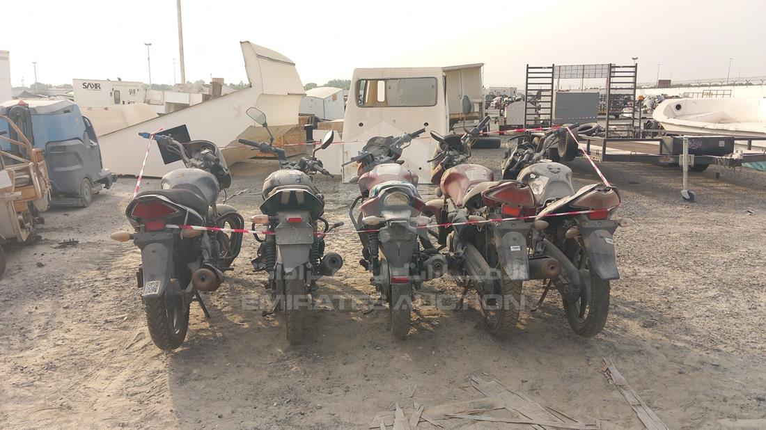 5 Motorbikes — Rear View — Photo 9