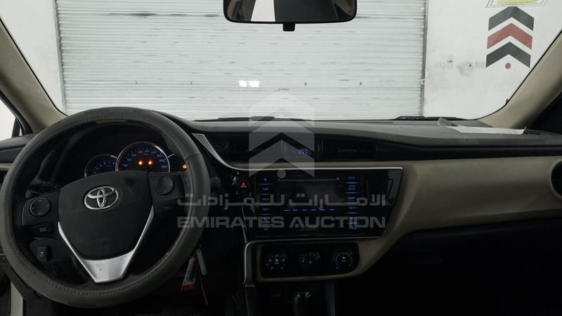 RKLBB9HE6H5191870 Auction: EmiratesAuction Lot: 404121 RKLBB9HE6H5191870 Toyota Corolla 2017 WHITE Photo 15