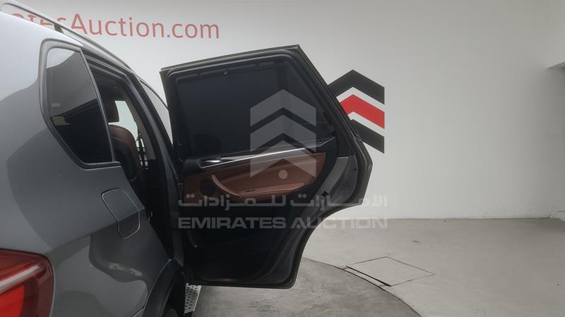 WBAZV4102DL926884 Auction: EmiratesAuction Lot: 409005 WBAZV4102DL926884 BMW X5 2013 GREY Photo 34