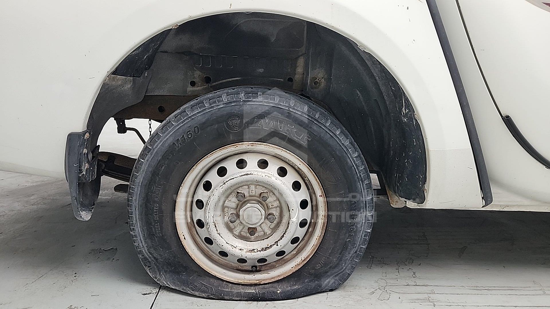 2013 MITSUBISHI L 200 VIN: MMBJNKA50DD021076