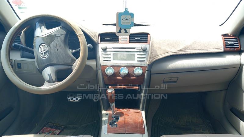 6T1BE42K8BX744228 Auction: EmiratesAuction Lot: 408520 6T1BE42K8BX744228 Toyota Camry 2011 WHITE Photo 17