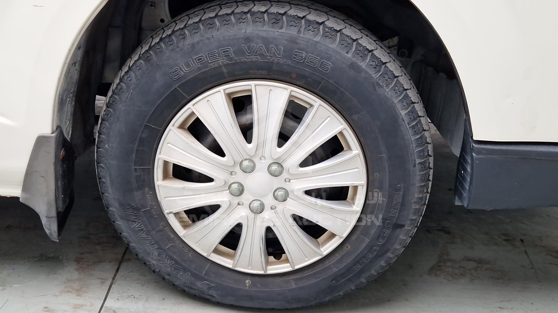2010 TOYOTA HIACE VIN: JTGSX22PXA6080127