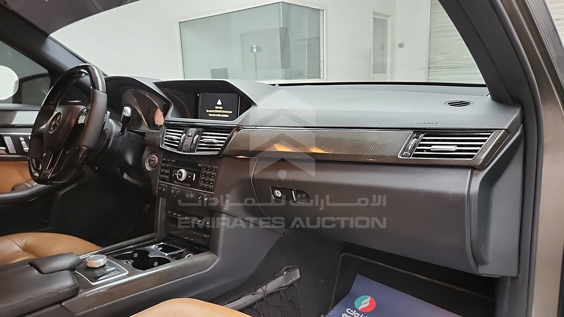 2011 MERCEDES E 550 VIN: WDDHF9AB2BA469907