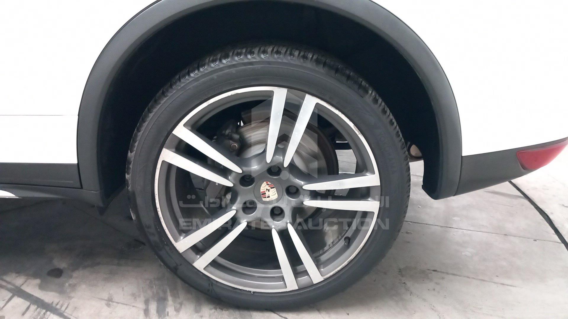 2013 PORSCHE CAYENNE VIN: WP1ZZZ92ZDLA00806