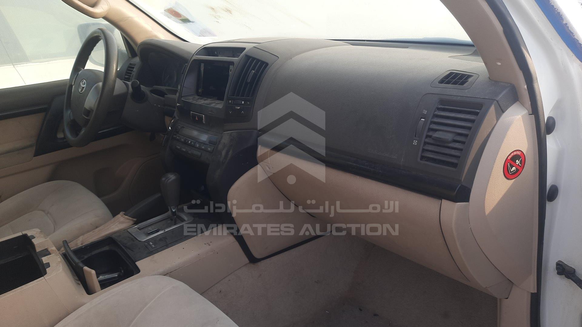 2013 TOYOTA LAND CRUISER VIN: JTMDU09J9D5065732