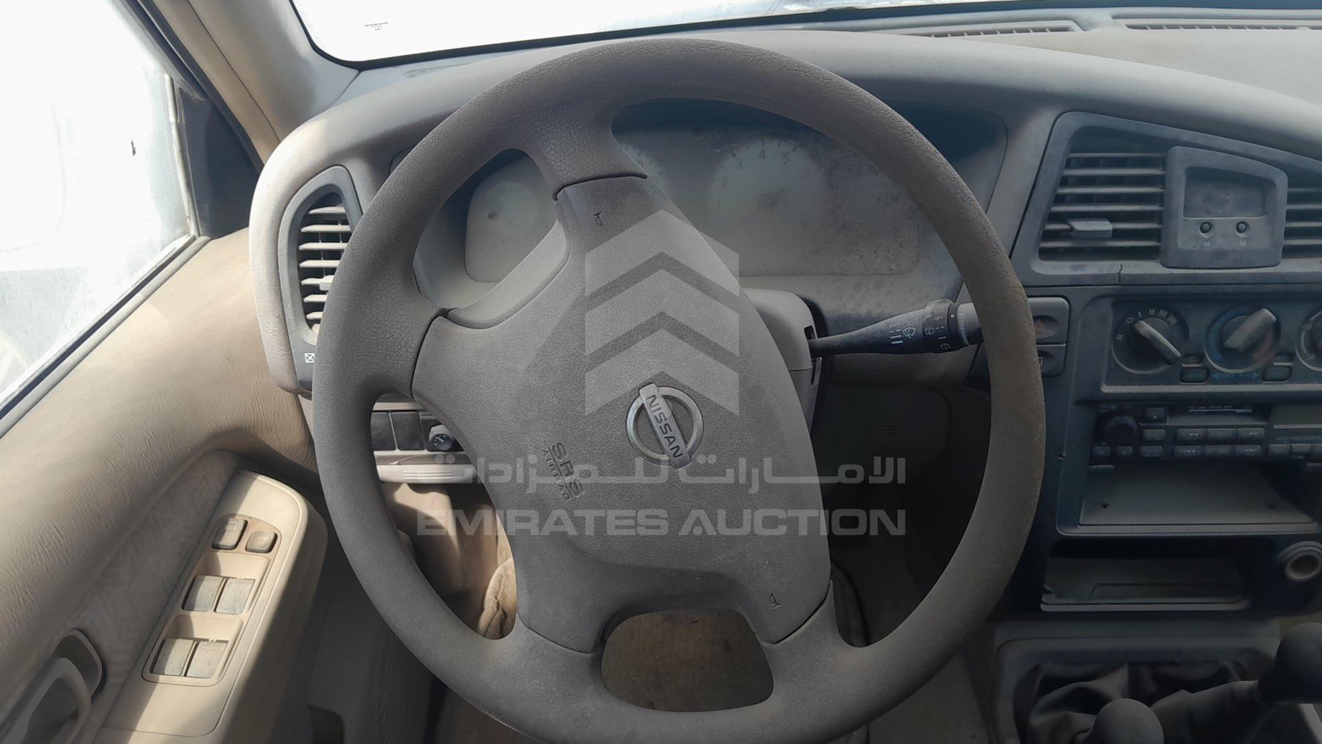 2002 NISSAN PATHFINDER VIN: JN8AR05Y72W524680