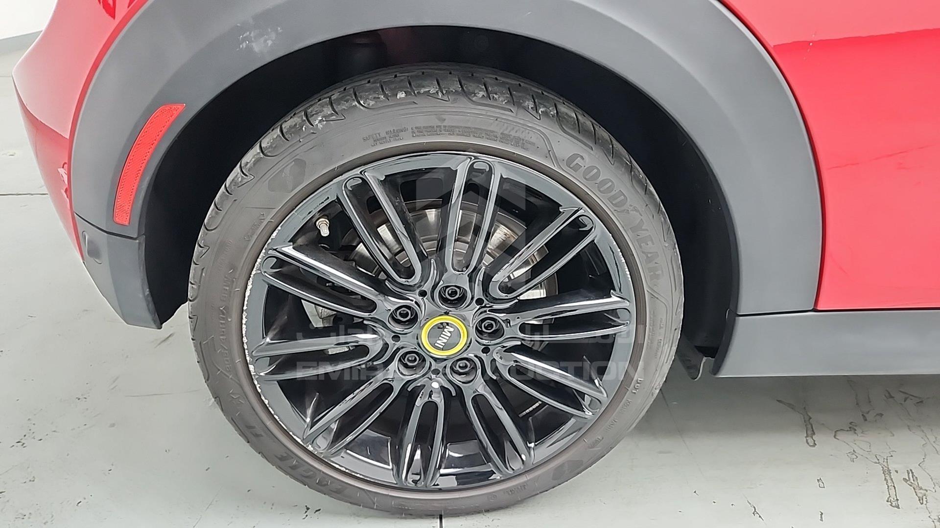 2023 MINI COOPER S VIN: WMW13DJ02P2T19199