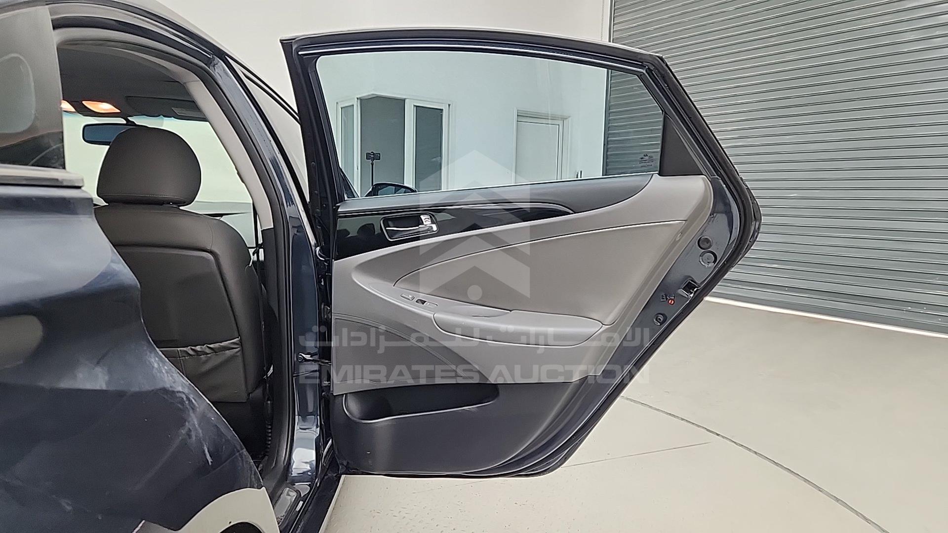 2011 HYUNDAI SONATA VIN: 5NPEC4ACXBH213394