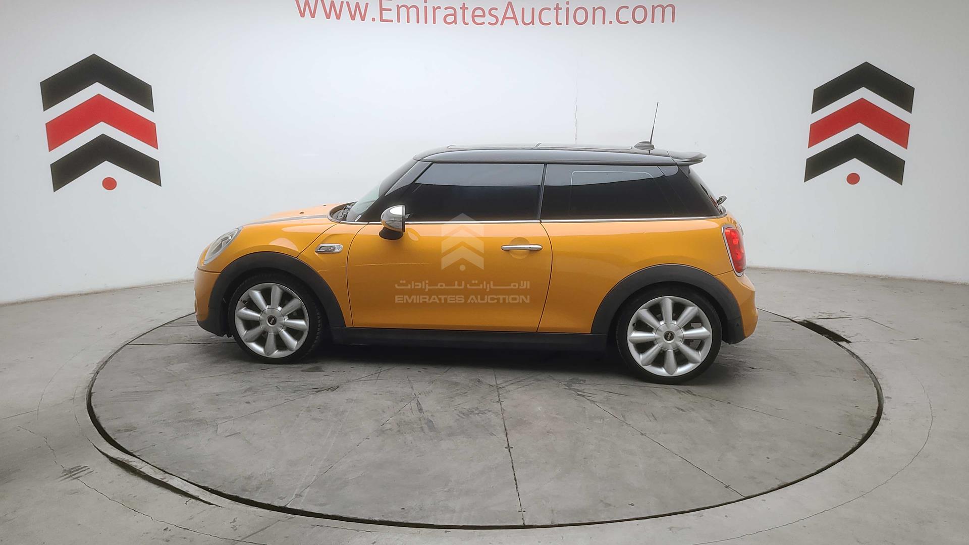 2014 MINI COOPER S VIN: WMWXM7109ET905379