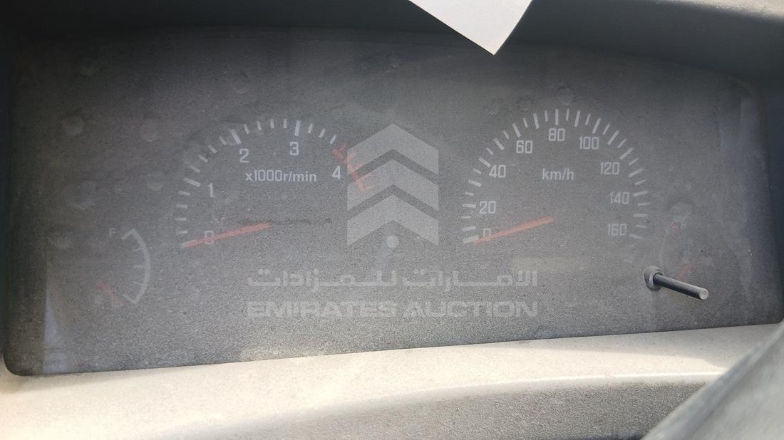 2014 Isuzu Reward NM — Speedometer & RPM Gauges — Photo 14