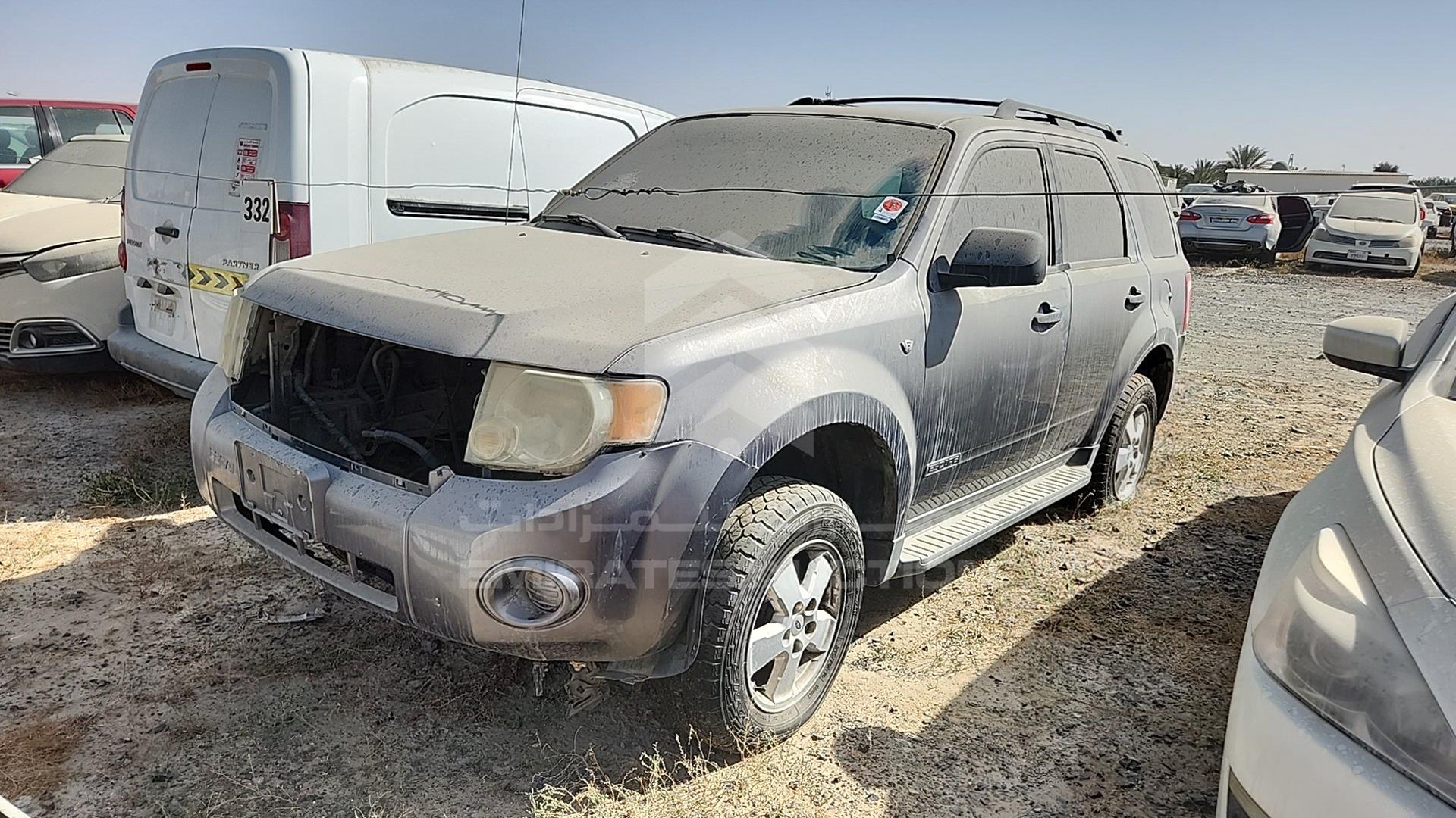 2008 FORD ESCAPE VIN: 1FMCU93118KA54512